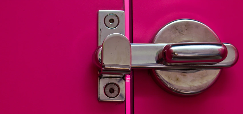 Childproof Gate Lock in East Rutherford, New Jersey